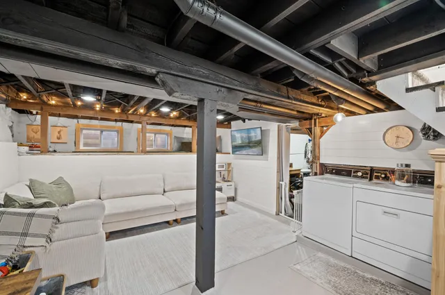 $4,000 | 2168 1st Street, White Bear Lake, MN 55110