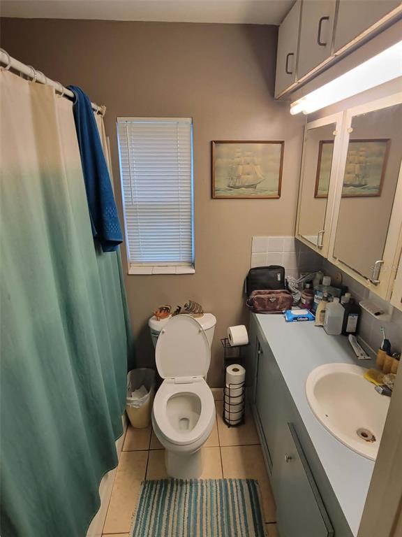 8446 Waverly Road North St. Petersburg, FL 33702 - Photo 7 of 18 Gallery Image 7