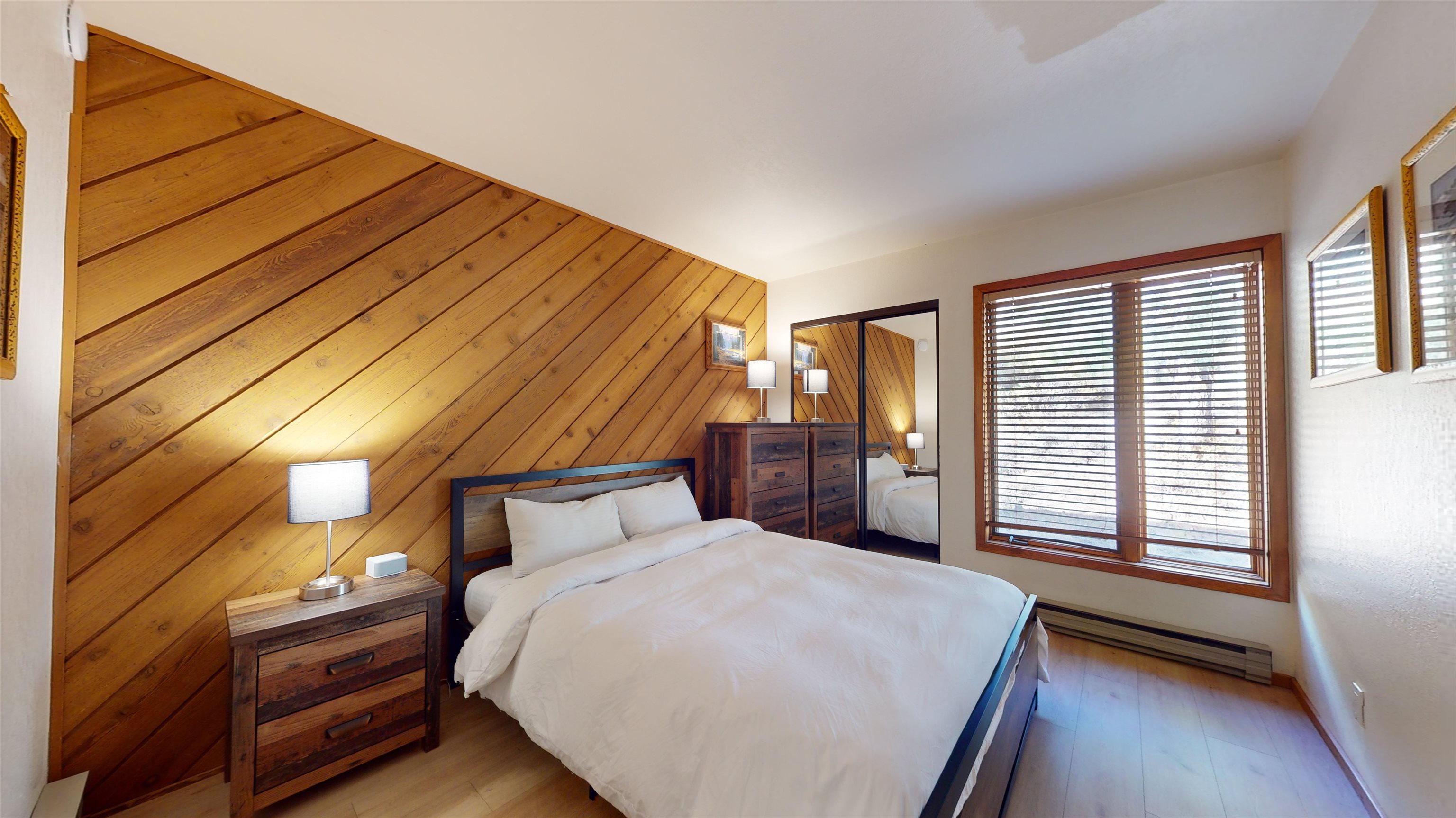 469 Snowcreek Road, Unit 469 Mammoth Lakes, CA 93546 - Photo 15 of 24