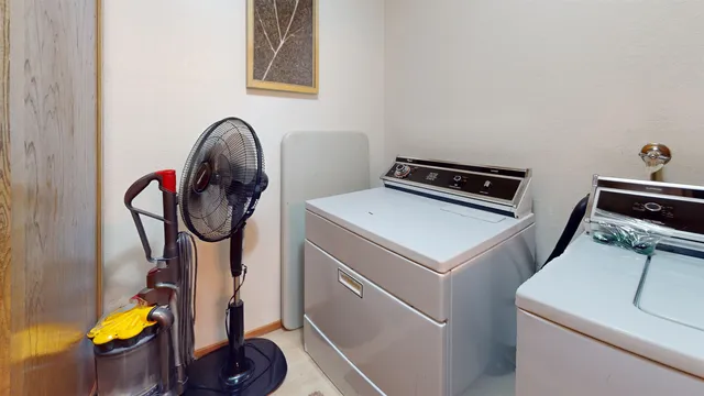 $975,000 | 469 Snowcreek Road, Unit 469, Mammoth Lakes, CA 93546