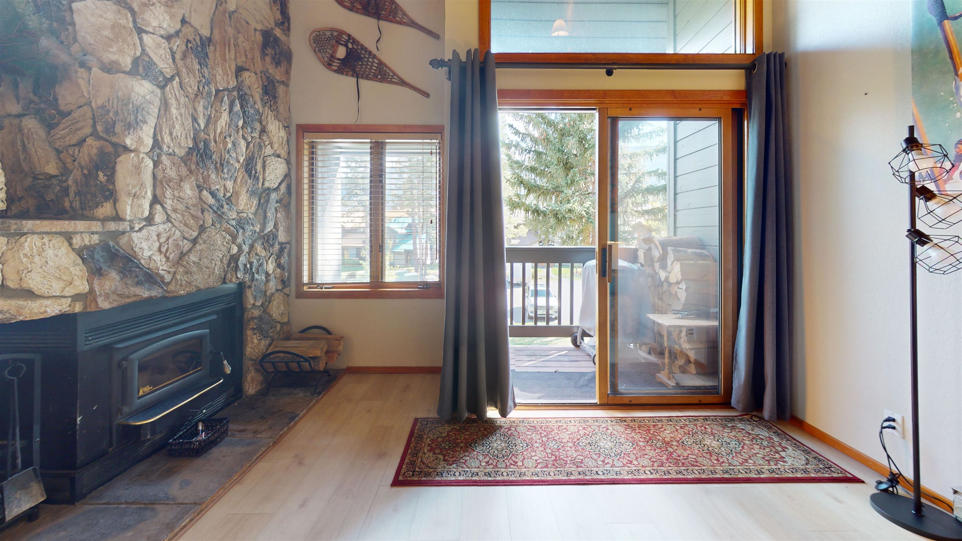 469 Snowcreek Road, Unit 469 Mammoth Lakes, CA 93546 - Photo 7 of 24