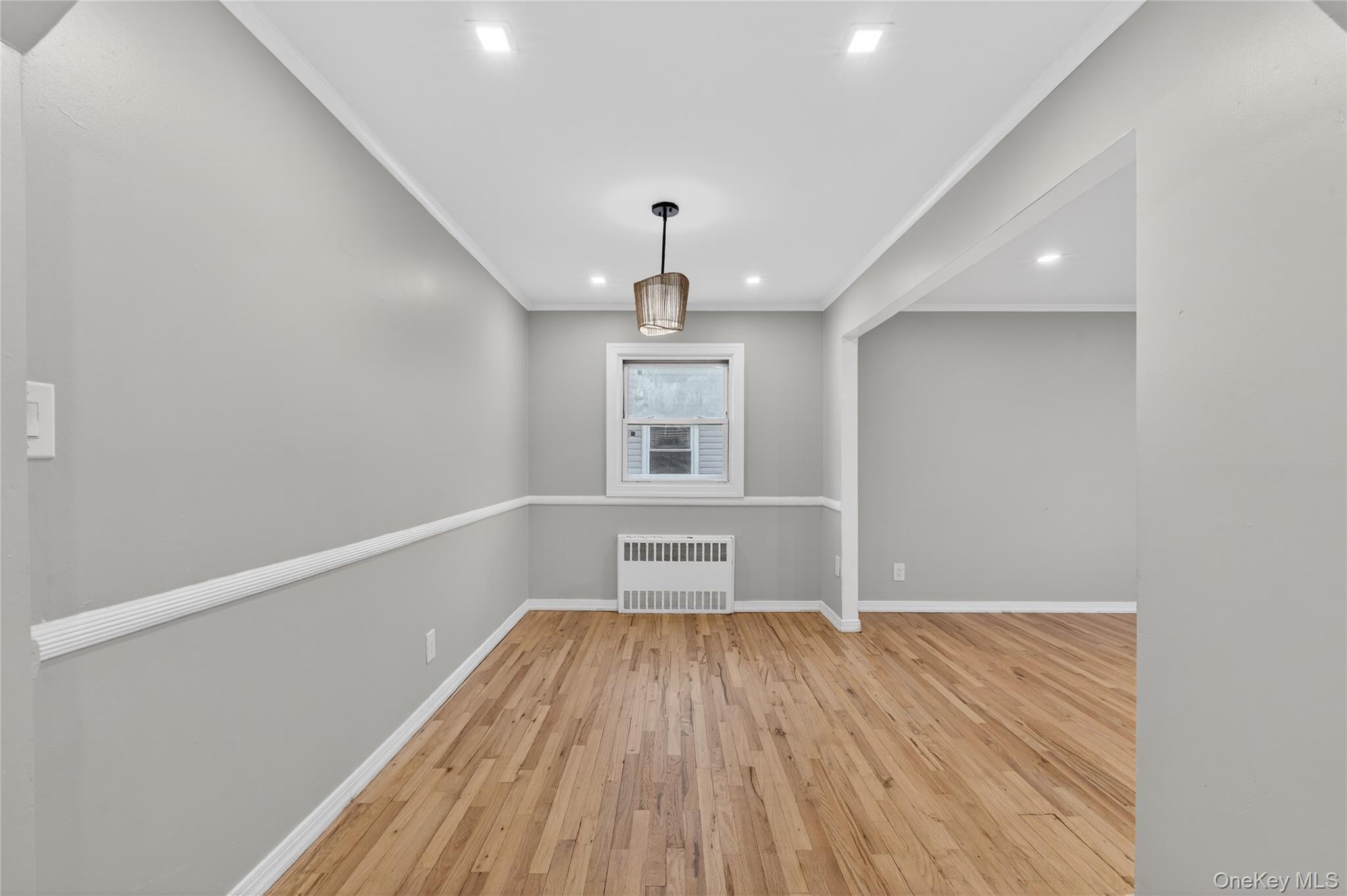 249-30 147th Road Queens, NY 11422 - Photo 11 of 38