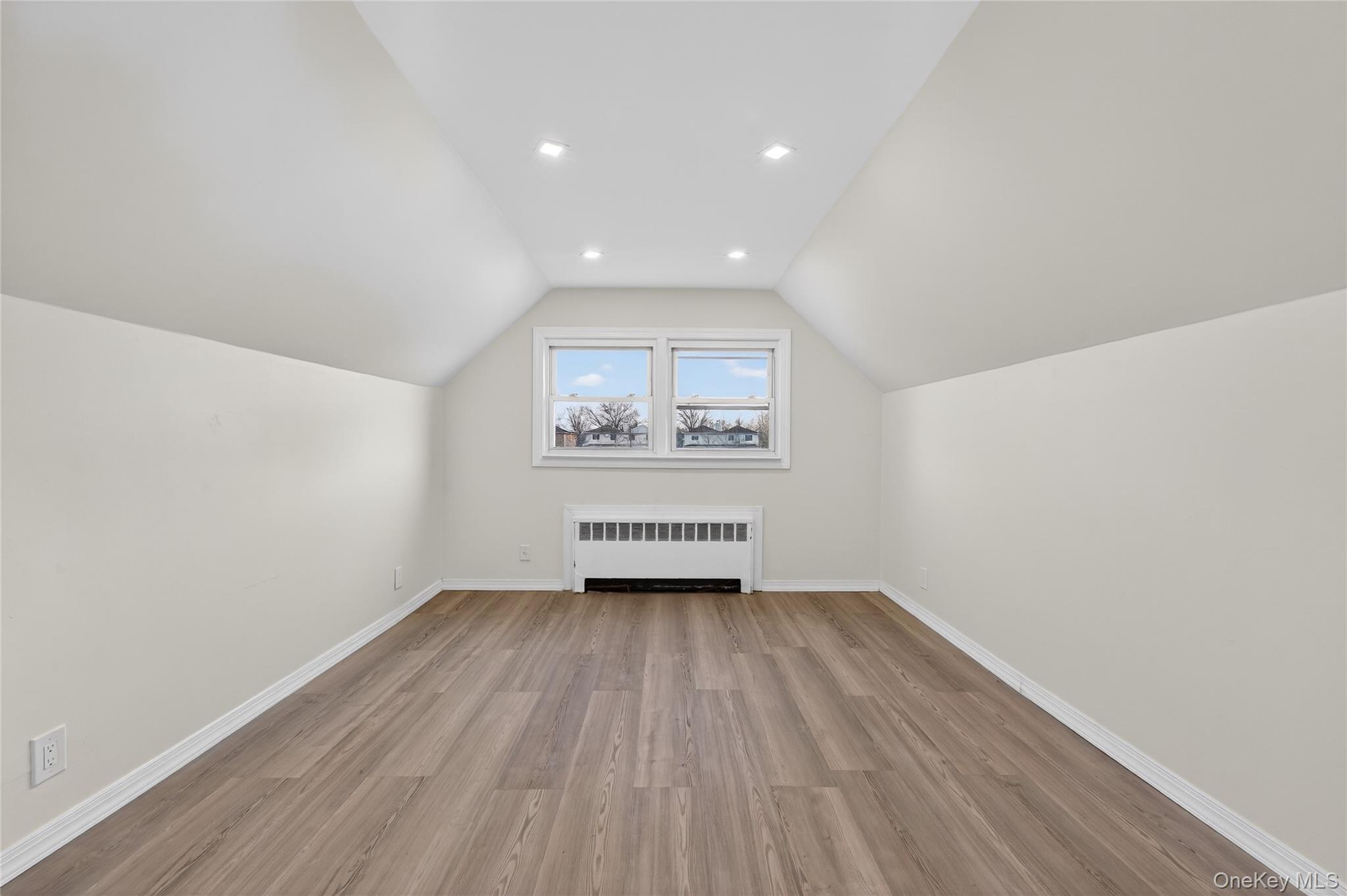 249-30 147th Road Queens, NY 11422 - Photo 28 of 38