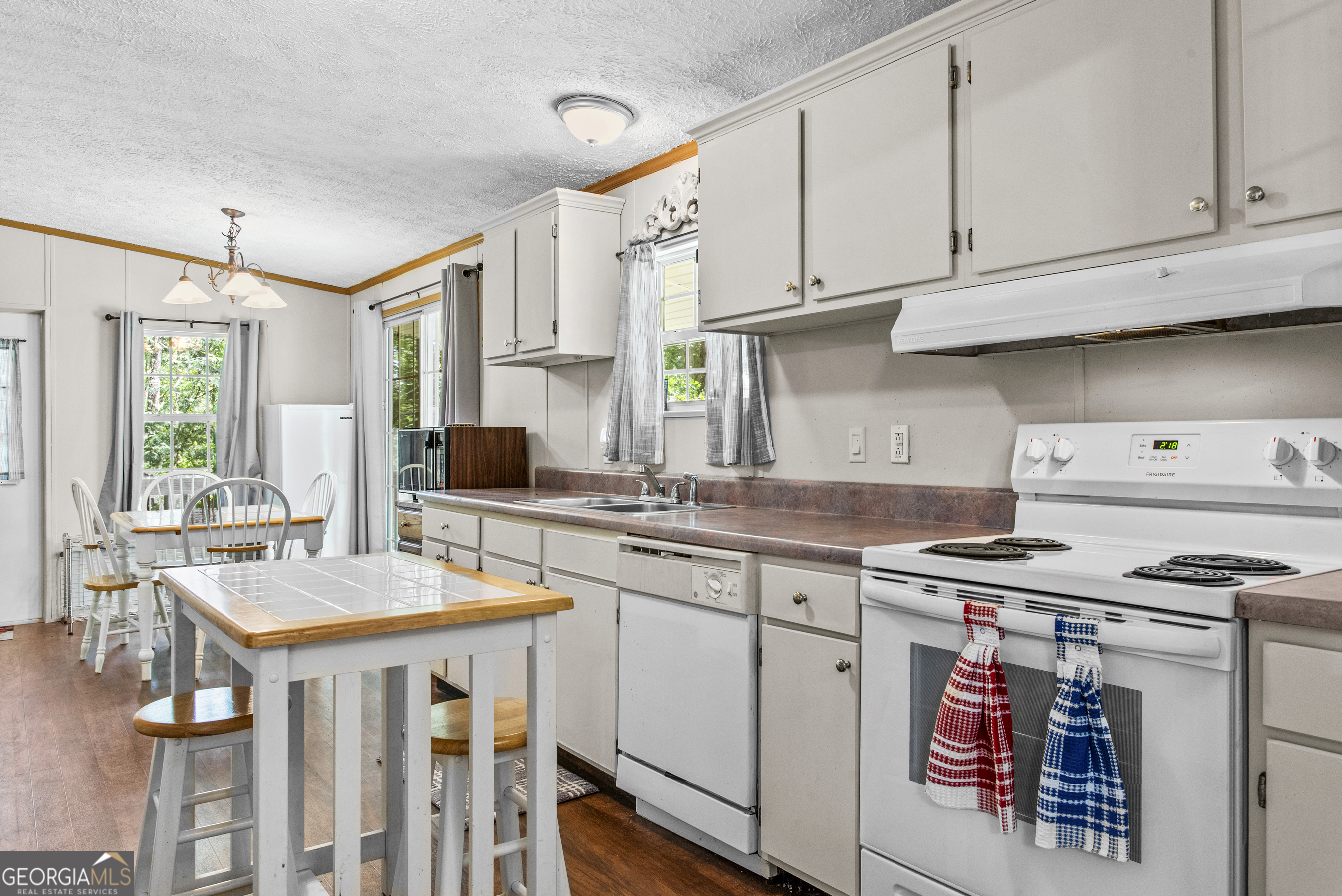 524 South Steel Bridge Road Eatonton, GA 31024 - Photo 8 of 51