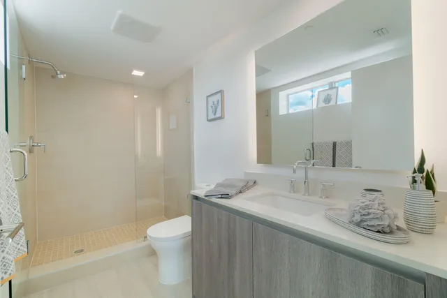 $12,000 | 111 Southeast 1st Avenue, Unit 309, Delray Beach, FL 33444