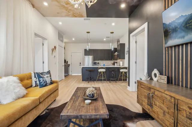 $2,500 | 1310 Lischey Avenue, Unit 306, Nashville, TN 37207