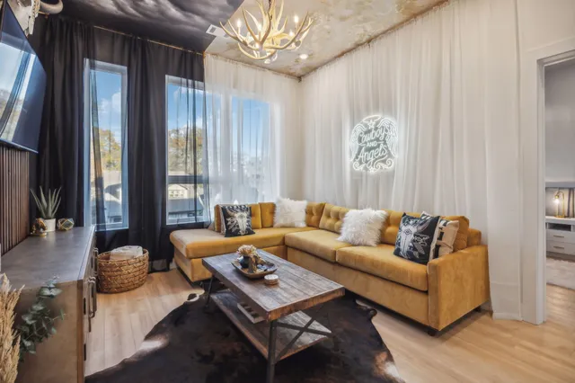 $2,500 | 1310 Lischey Avenue, Unit 306, Nashville, TN 37207