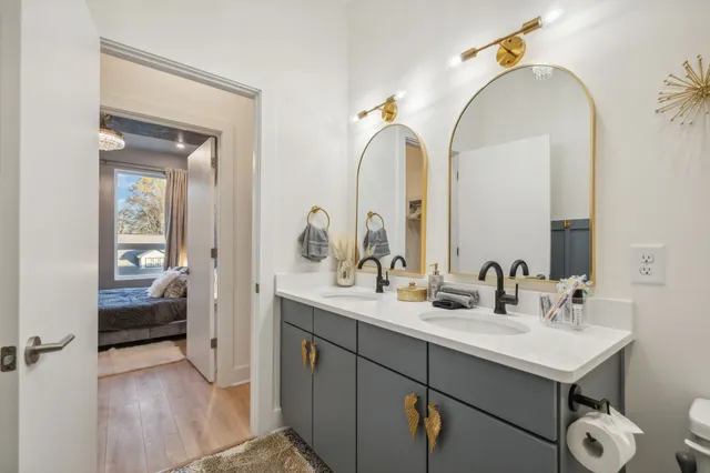 $2,500 | 1310 Lischey Avenue, Unit 306, Nashville, TN 37207