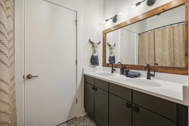 $2,500 | 1310 Lischey Avenue, Unit 306, Nashville, TN 37207