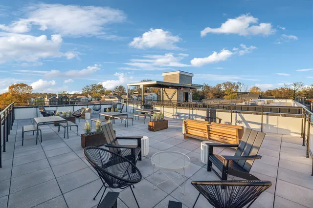 $2,500 | 1310 Lischey Avenue, Unit 306, Nashville, TN 37207