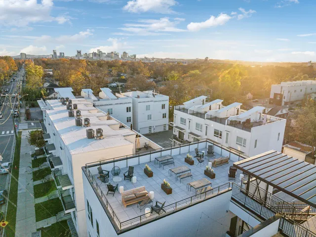 $2,500 | 1310 Lischey Avenue, Unit 306, Nashville, TN 37207