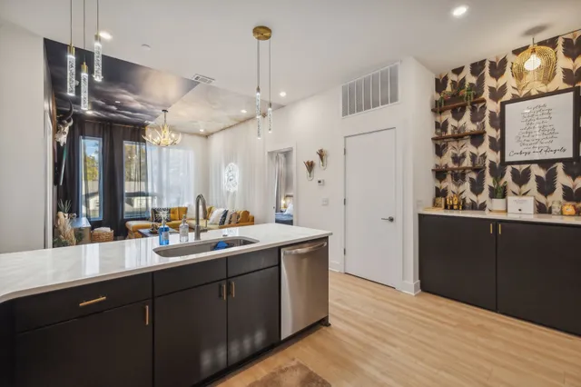 $2,500 | 1310 Lischey Avenue, Unit 306, Nashville, TN 37207