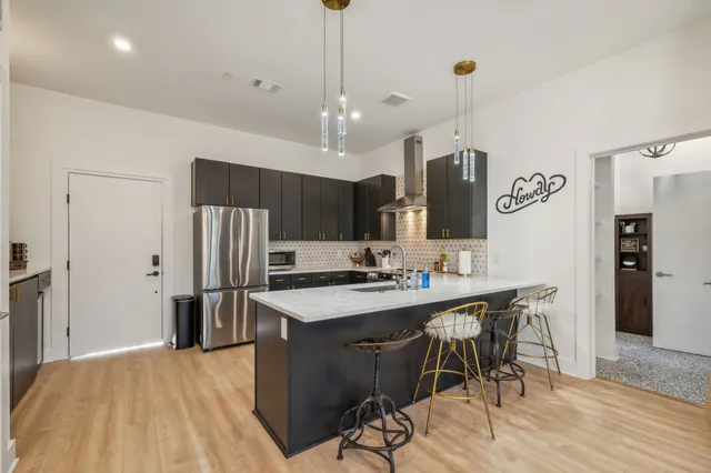 $2,500 | 1310 Lischey Avenue, Unit 306, Nashville, TN 37207