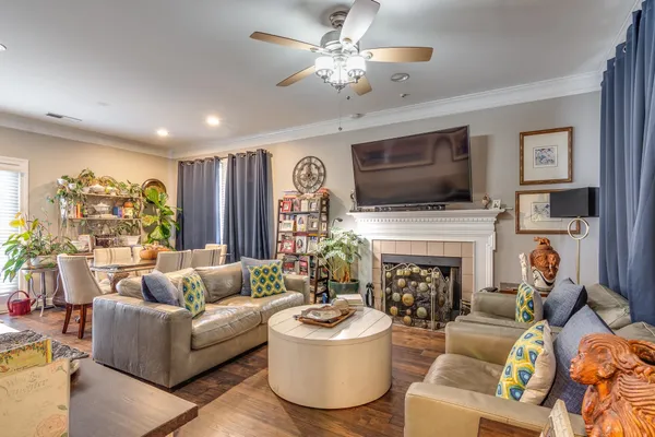 $2,000 | 1986 East End Drive, Unit 52, Memphis, TN 38104