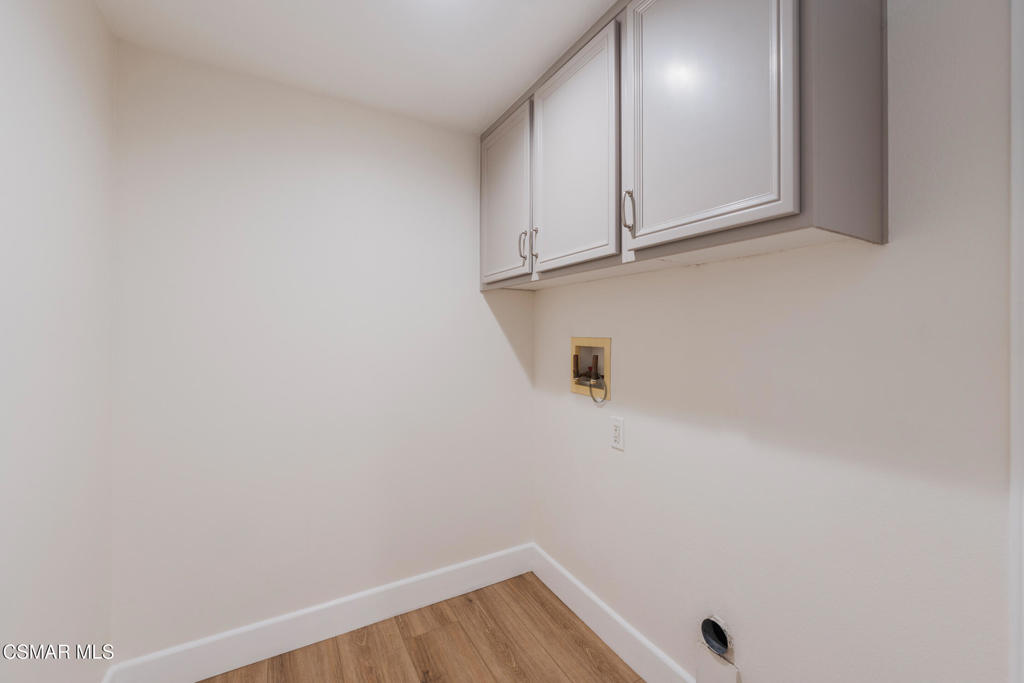 4117 Orontes Way, Unit B Simi Valley, CA 93063 - Photo 29 of 52