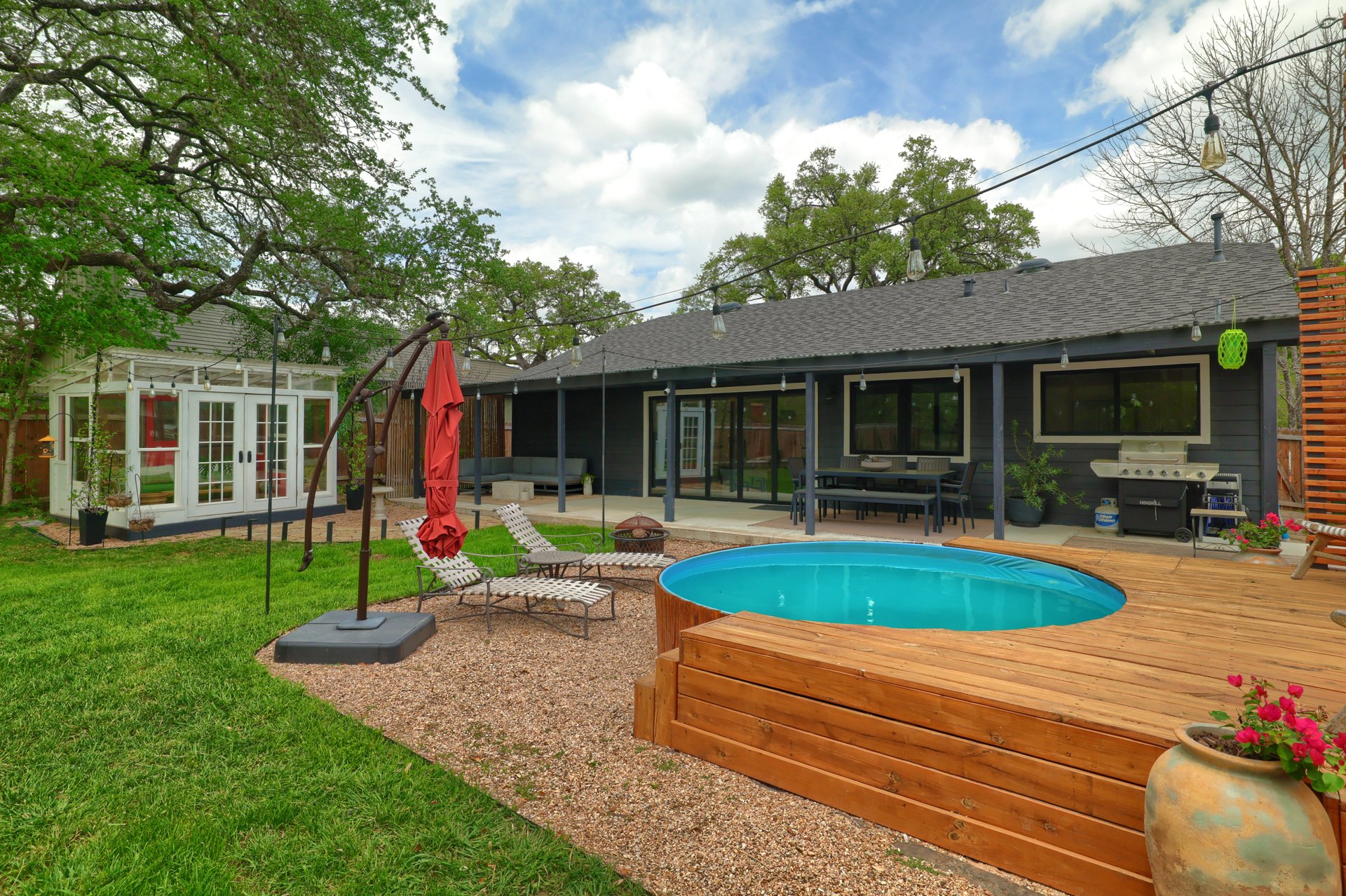3907 Stonecroft Drive Austin, TX 78749 - Photo 5 of 36