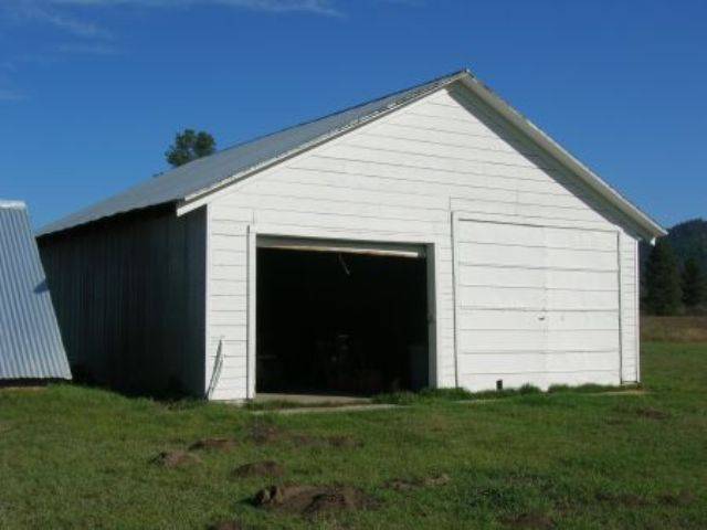 4932 Highway 231 Springdale, WA 99173 - Photo 4 of 7 Gallery Image 4