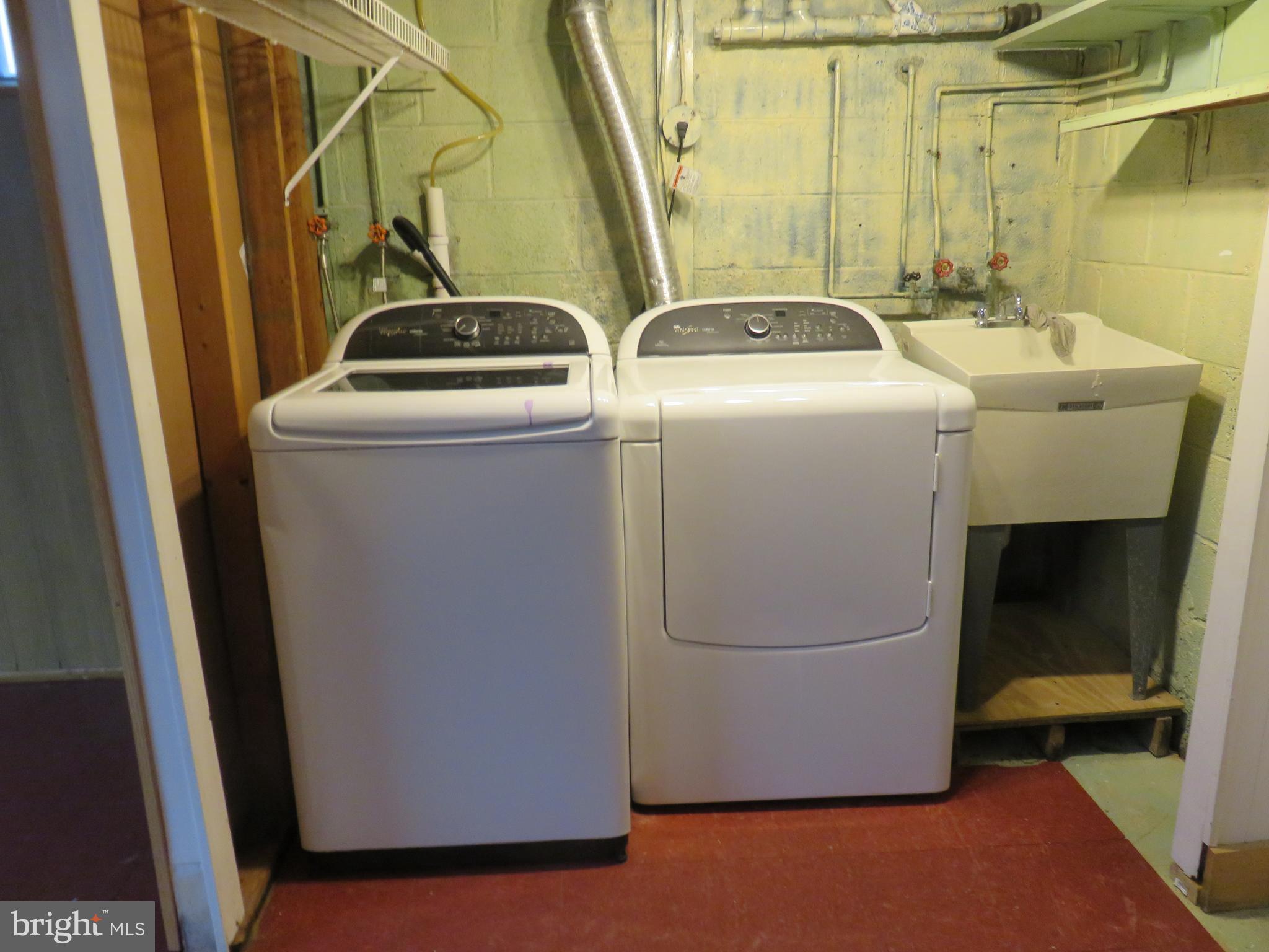 86 Kings Highway North Cherry Hill, NJ 08034 - Photo 19 of 22 a utility room with dryer and washer