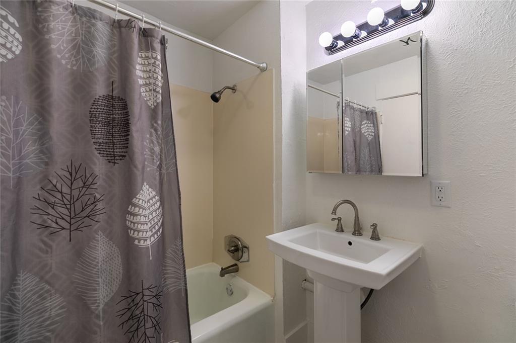 239 St George Avenue, Unit A New Orleans, LA 70121 - Photo 7 of 10