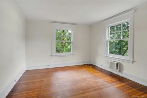 $1,798,000 | 145 Cliff Avenue, Pelham, NY 10803