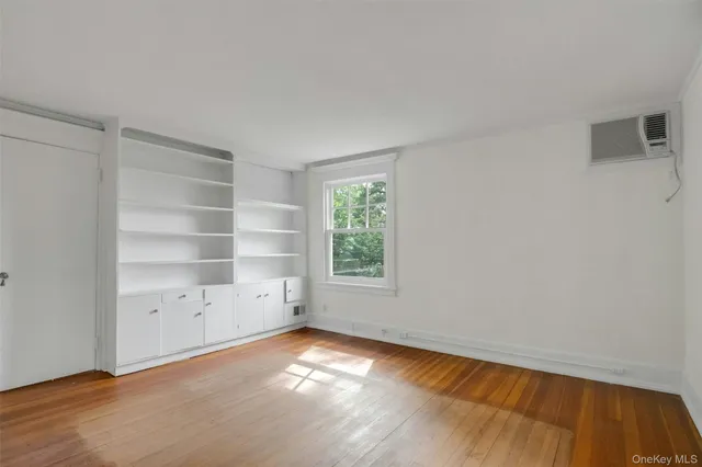 $1,748,000 | 145 Cliff Avenue, Pelham, NY 10803