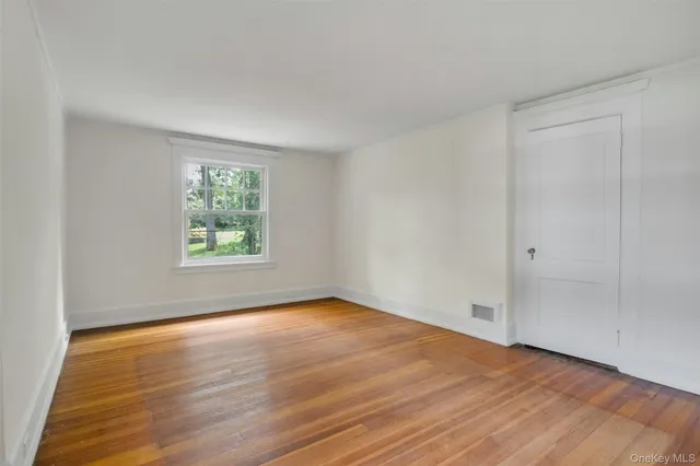 $1,748,000 | 145 Cliff Avenue, Pelham, NY 10803