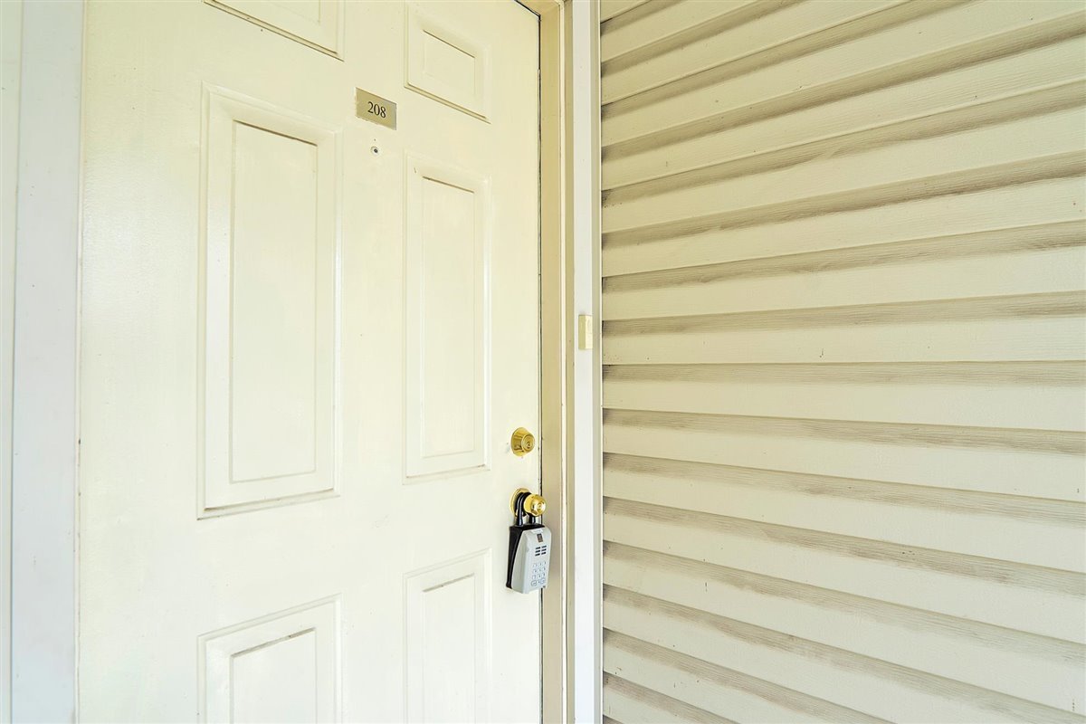 2700 Light Road, Unit 208 Oswego, IL 60543 - Photo 3 of 30 Gallery Image 3