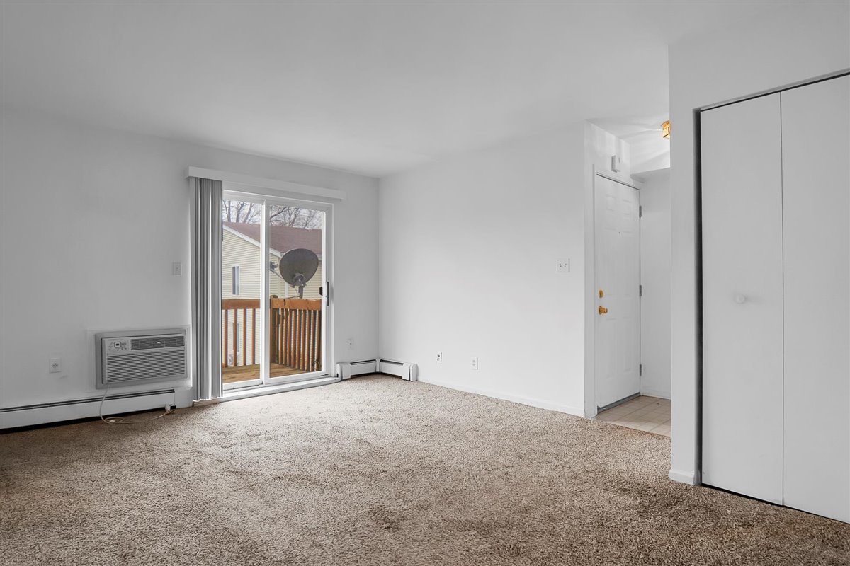 2700 Light Road, Unit 208 Oswego, IL 60543 - Photo 7 of 30 Gallery Image 7