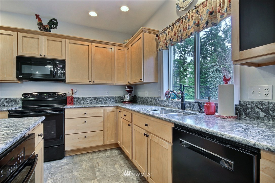13314 Wagner Road Monroe, WA 98272 - Photo 6 of 25
