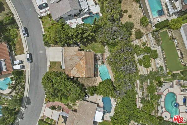 $1,400,000 | 19423 Twin Hills Place, Porter Ranch, CA 91326