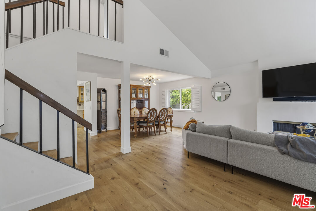 19423 Twin Hills Place Porter Ranch, CA 91326 - Photo 5 of 33