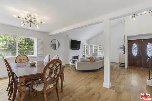 $1,400,000 | 19423 Twin Hills Place, Porter Ranch, CA 91326