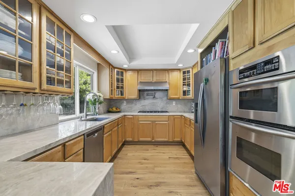 $1,400,000 | 19423 Twin Hills Place, Porter Ranch, CA 91326