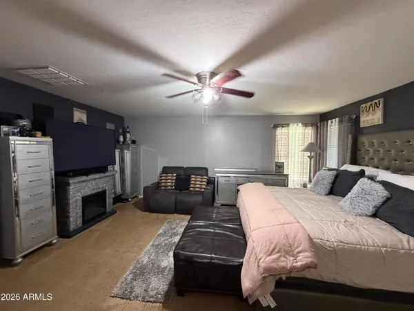 $2,600 | 8508 North 64th Lane, Glendale, AZ 85302