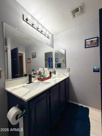 $2,600 | 8508 North 64th Lane, Glendale, AZ 85302