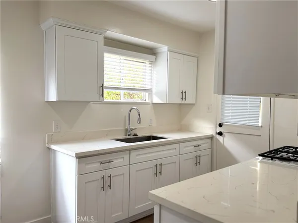 $2,675 | 2652 23rd Street, Santa Monica, CA 90405