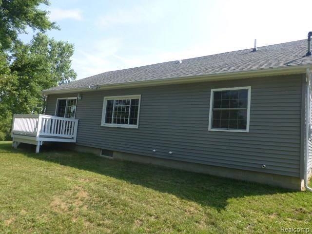 767 West Castle Road Fostoria, MI 48435 - Photo 4 of 48 P1040811.JPG