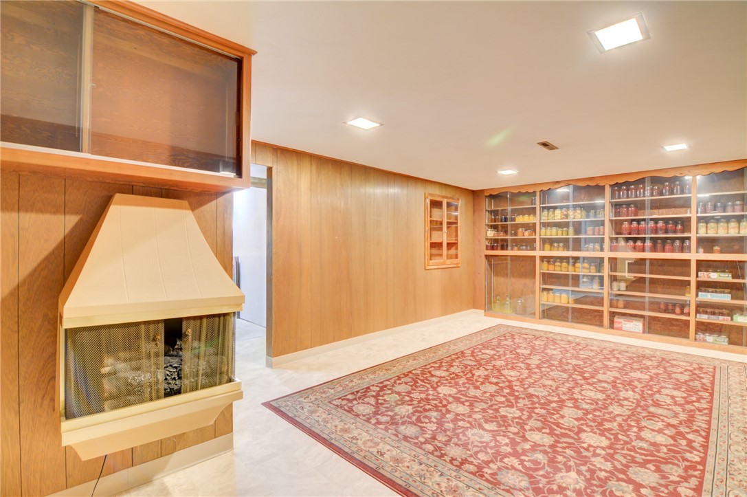 2552 Crossroads Road Decatur, IL 62521 - Photo 21 of 42 LL Rec Rm w electric fireplace