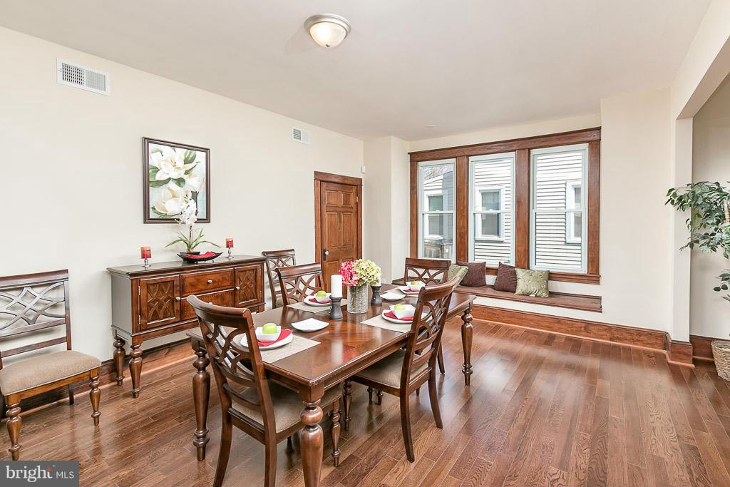 4400 Raspe Avenue Baltimore, MD 21206 - Photo 15 of 30 Dining Room