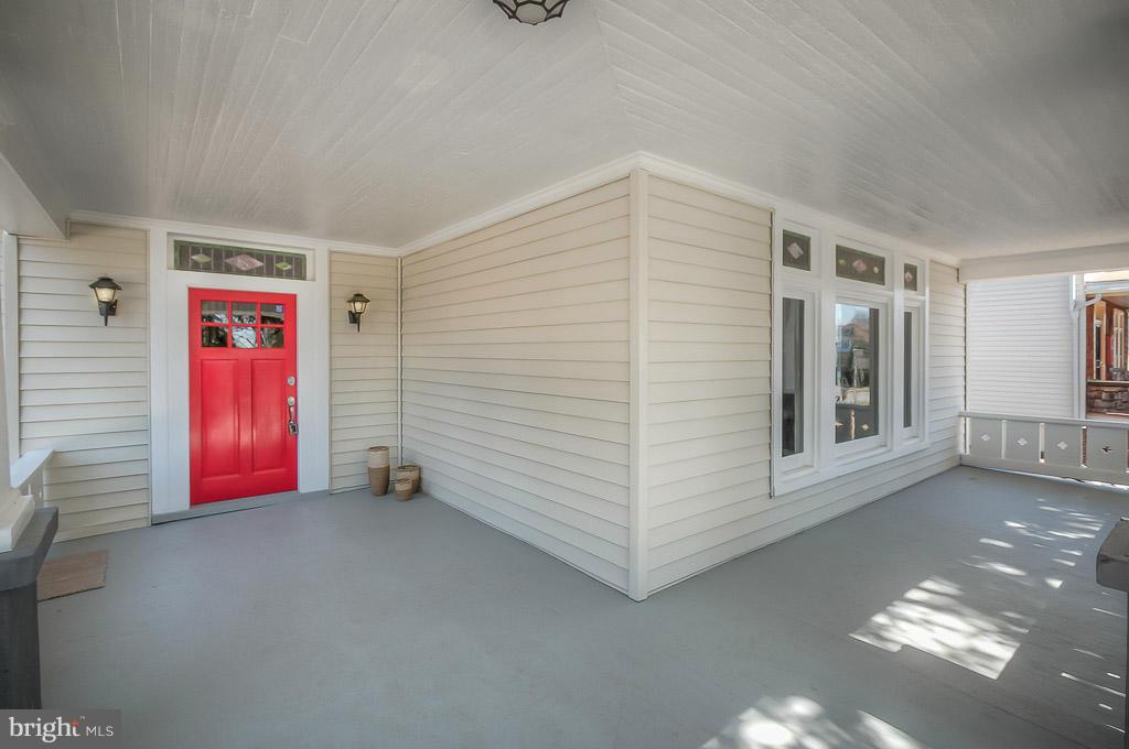 4400 Raspe Avenue Baltimore, MD 21206 - Photo 29 of 30 Wrap Around Deck!