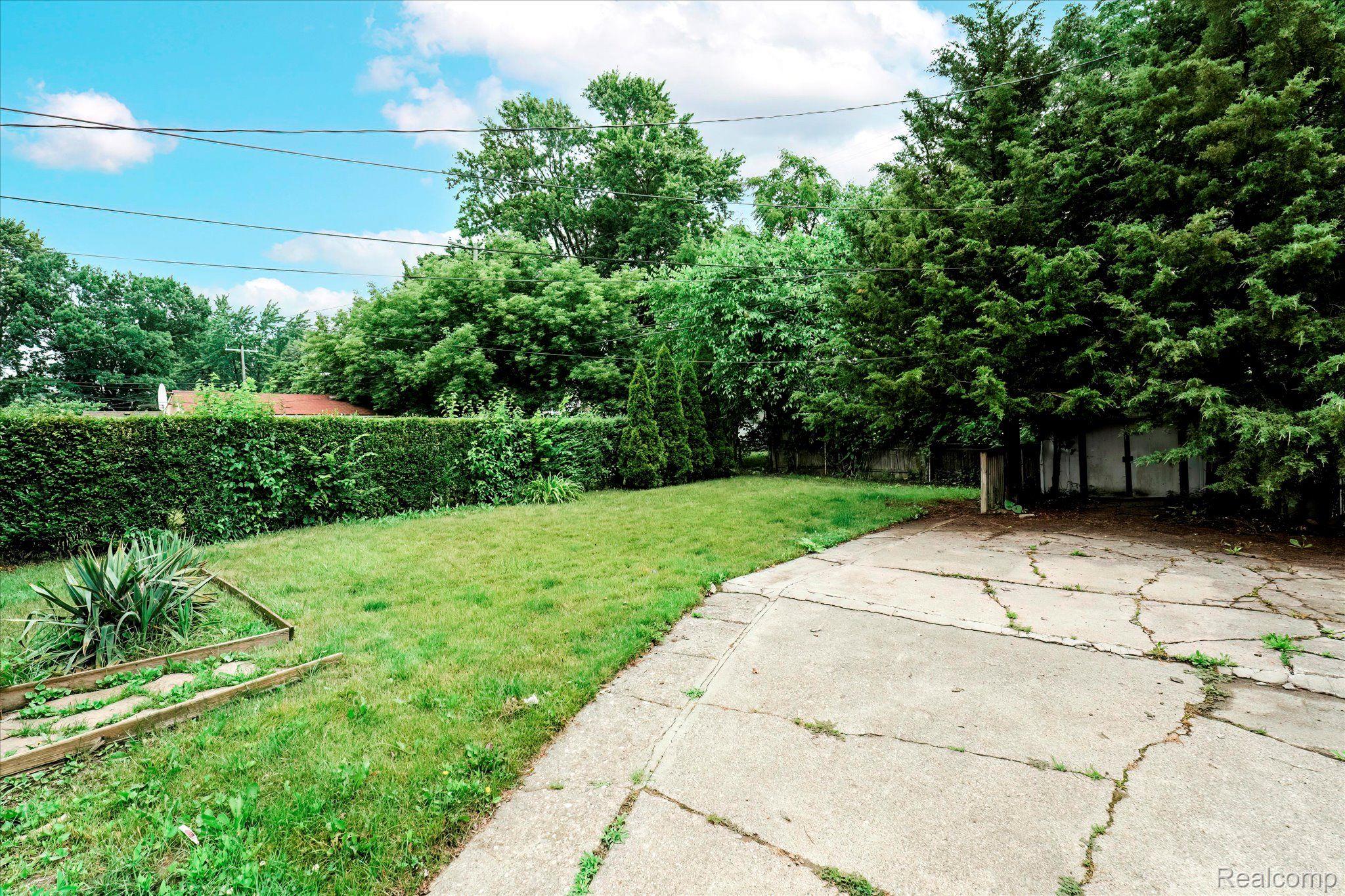 22772 Roxana Avenue Eastpointe, MI 48021 - Photo 58 of 64 Gallery Image 58