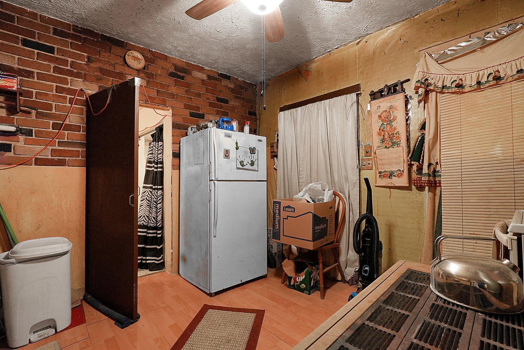 5675 Neil Road London, OH 43140 - Photo 19 of 27 18-web-or-mls-5675-neil-rd