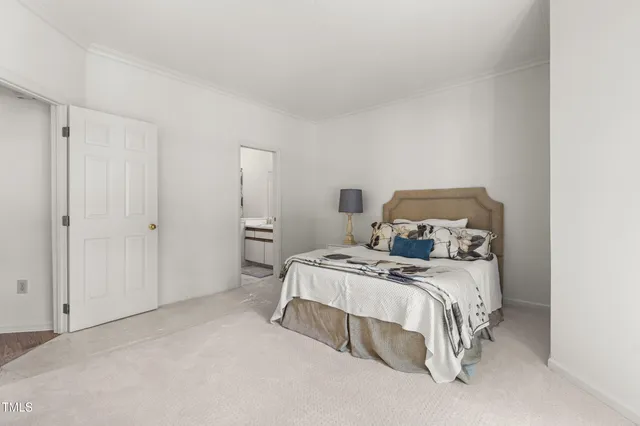 $375,000 | 1000 Brighthurst Drive, Unit 103, Raleigh, NC 27605