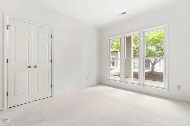 $375,000 | 1000 Brighthurst Drive, Unit 103, Raleigh, NC 27605