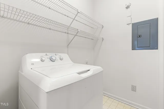 $375,000 | 1000 Brighthurst Drive, Unit 103, Raleigh, NC 27605