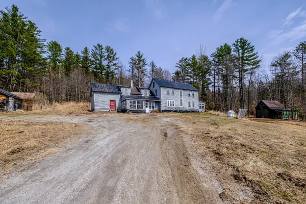 $300,000 | 1006 Vernon Street, South Paris, ME 04281