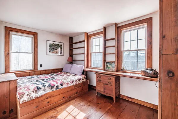 $300,000 | 1006 Vernon Street, South Paris, ME 04281