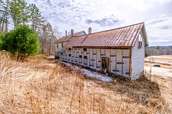 $300,000 | 1006 Vernon Street, South Paris, ME 04281