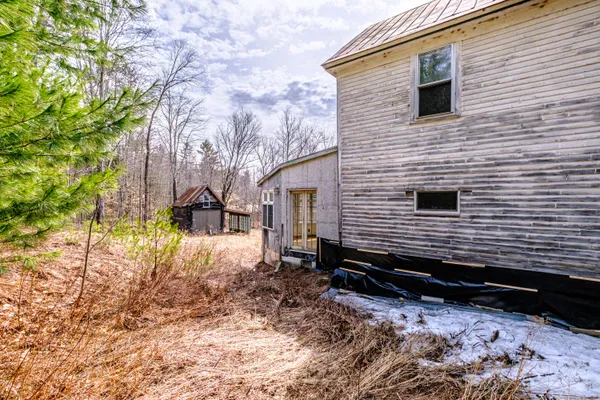 $300,000 | 1006 Vernon Street, South Paris, ME 04281
