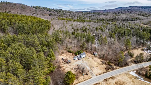 $300,000 | 1006 Vernon Street, South Paris, ME 04281